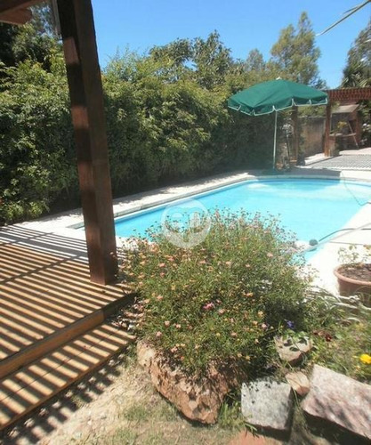 Casa Con Piscina En El Tesoro