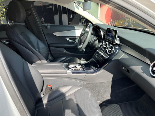 Imagem 10 de 11 de Mercedes Benz C180
