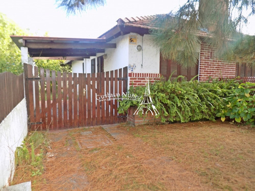 Propiedad En Zona Residencial- Ref: 3056