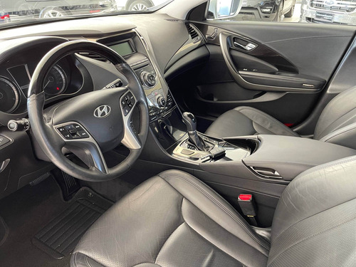 Imagem 7 de 9 de Hyundai Azera 3.0 Mpfi Gls V6 24v Gasolina 4p Automático