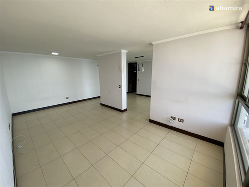 Departamento En Arriendo De 3 Dorm. En Iquique