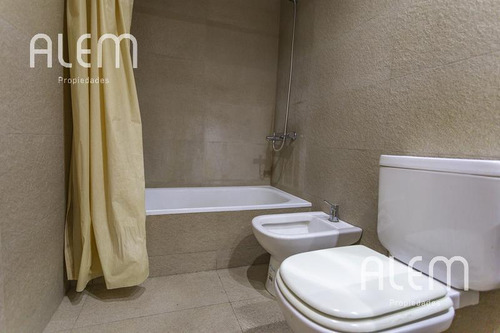 Departamento De 3 Ambientes En Venta En Lomas De Zamora
