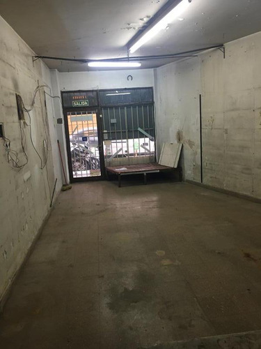Imagen 4 de 4 de Con Renta $33.000 Ecuador Y Av. Cordoba Fte Finoschieto