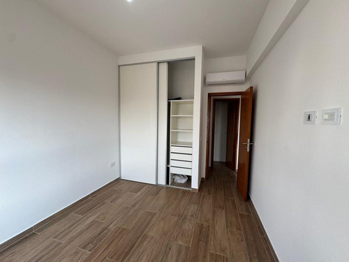 Departamento En Alquiler La Plata
