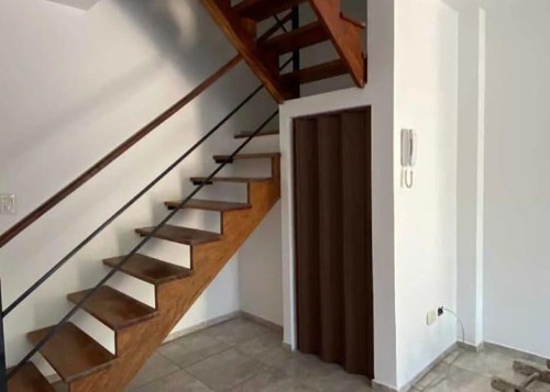 Imagen 5 de 14 de Casa Triplex En Moreno