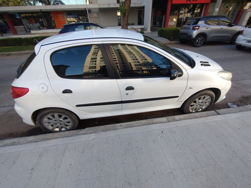 Peugeot 207 1.4 Active 75cv