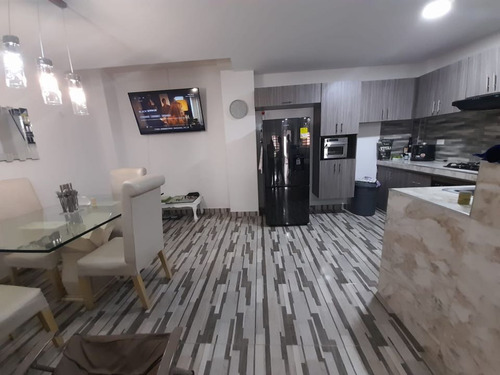 Barrio El Bosque - Casa De Tres Pisos En Venta Palmira Valle Del Cauca