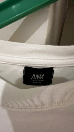 Remera Animal Corte Moderno No Bensimon Zara Nike Bowen (Usado)