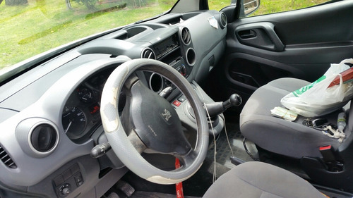 Peugeot Partner K9 Peugeot Particular Permuto 2015 Adelante