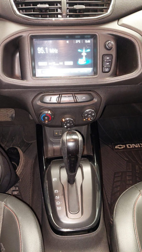 Imagen 12 de 18 de Chevrolet Onix 1.4 Ltz At 98cv Am