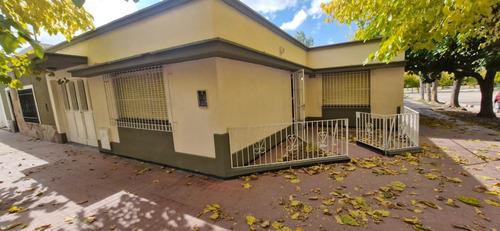 Alquiler Casa 2 Dormitorios Maipú Con Cochera
