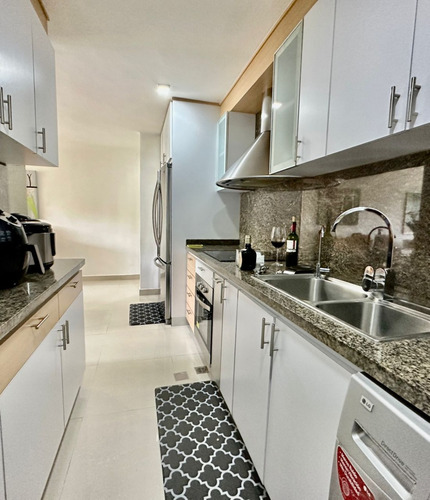 Vendo Apartamento En Urb Paso Real, Charallave, Área 98m2, #bl