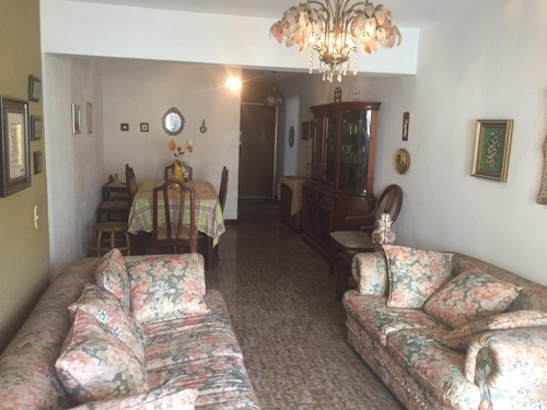Imagen 2 de 14 de Se Vende Apartamento En La Urb. El Paraíso Los Verdes (negociable)