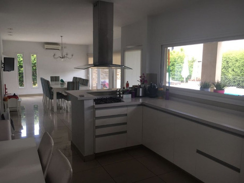 Imagen 8 de 14 de San Fernando Barrio La Damasia Hermosa Casa A La Venta