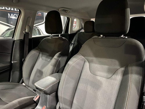 Imagem 12 de 15 de Compass Sport 2.0 4x2 Flex 16v Aut.