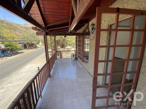 Bodega De 656 M2 En Venta En Recoleta