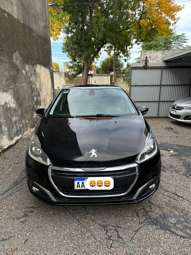 Peugeot 208 1.6 Feline