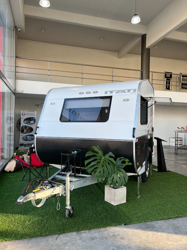 Casa Rodante Para 2 Personas. Itati 240 Tfi