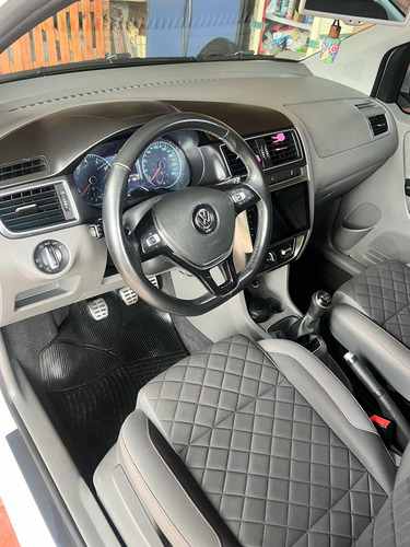 Volkswagen Fox Highline