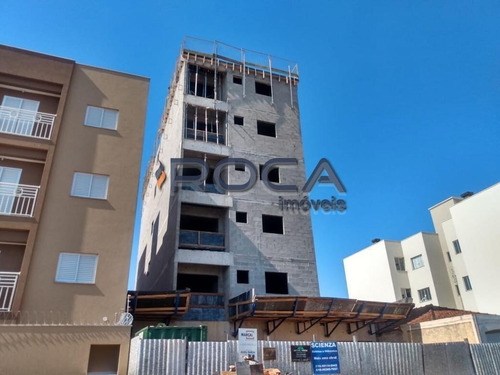 Venda De Apartamentos / Padrão Na Cidade De São Carlos 26214