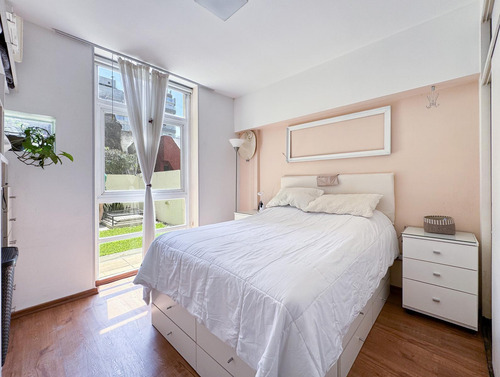 2 Ambientes En Villa Urquiza Con Jardin Propio