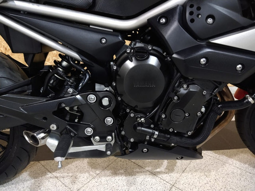 Imagen 10 de 15 de Yamaha Xj6 2010