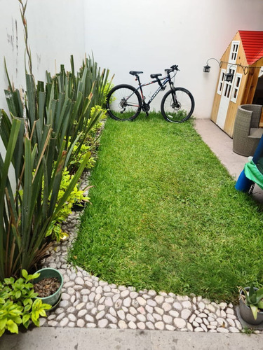 Casa En Venta En Centro Sur, Claustros De Las Misiones, 4 Recamaras, 4.5 Baños