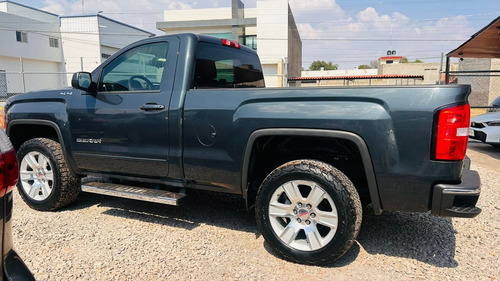 GMC Sierra 5.4 Cabina Regular Sle 4x4 At