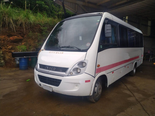 Imagem 2 de 15 de Micro Ônibus Neobus City Class Iveco 70c17 Fretamento Ú Dono