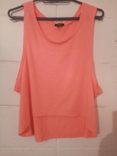 Musculosa En Color Salmón. Sueltita.  Hermosa.. Talle M