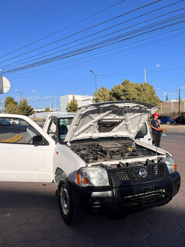 Nissan NP300 2.5 Diesel Chasis 4x2 Mt