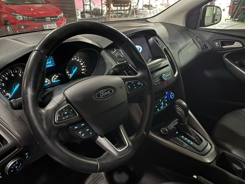 Ford Focus III 2.0 Sedan Se At6