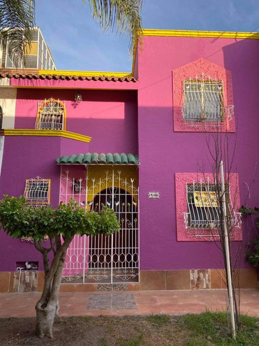 Imagen 1 de 10 de Se Vende Casa En Privada De San Cayetano, Libre De Gravamen