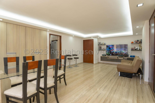 Hermoso Apartamento Totalmente Remodelado.lld