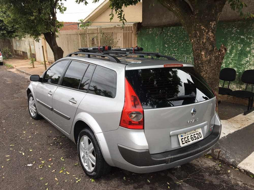 Renault Megane Grand Tour 1.6 Dynamique Hi-flex 5p 2009