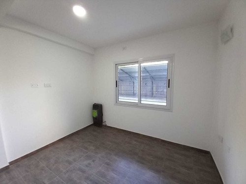Departamento En Venta En Berazategui, G.b.a. Zona Sur, Argentina