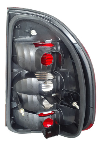 Stop Trasero Chevrolet Corsa 4 Puertas 00-06 (piloto)