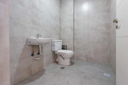 Venta Local Estrenar Doble Altura Villa Devoto
