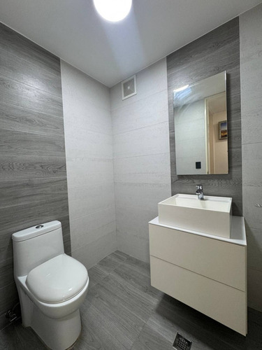 Venta De Apartamento Actualizado En La Tahona