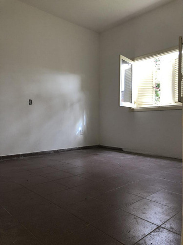 Venta - Casa Con Patio - Quilmes Oeste