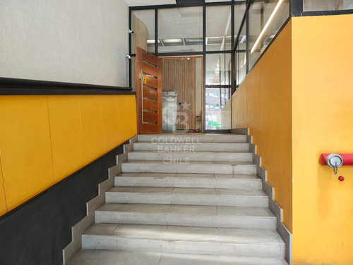 Departamento Remodelado Con Excelente Ubicación .