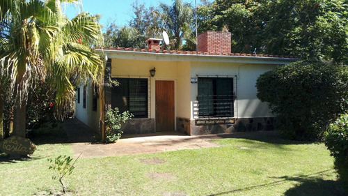 Excelente Oportunidad Con Piscina Muy Linda Casa