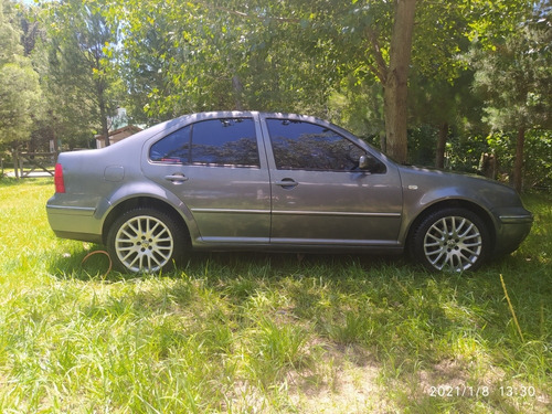 Volkswagen Bora 1.8 T Highline 2007