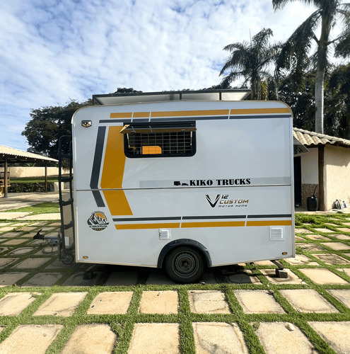 Trailer Motorhome Seminovo 2024 Compacto E Completo