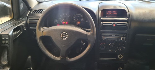 Chevrolet Astra 1.8 Gl 3p