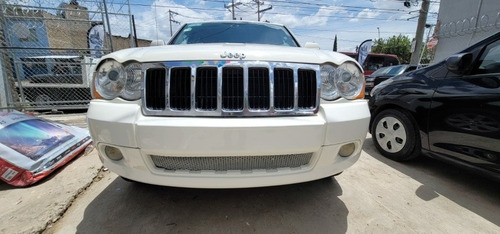 Imagen 3 de 10 de Jeep Grand Cherokee 2010 3.7 Laredo V6 Power Tech 4x2 Mt