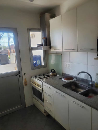 Vendo Apartamento En Malvin Sur, 2 Dorm. , 2 Baños Y Garage