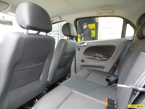 Imagen 13 de 15 de Volkswagen Gol Comfort Line Msi 1.6