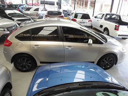 Citroen - C4 Glx Hacth 1.6 Manual 2010 Completo