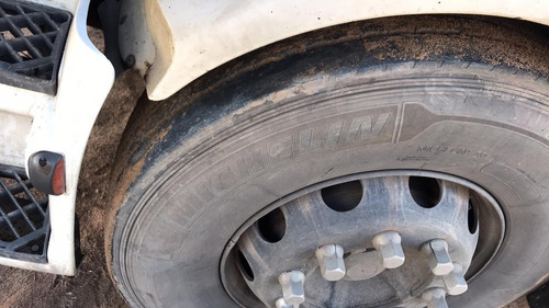 Imagem 10 de 13 de Volvo Vm